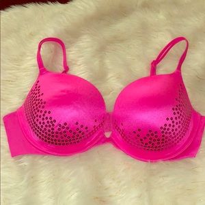 Victoria’s Secret Very Sexy Push Up 34D